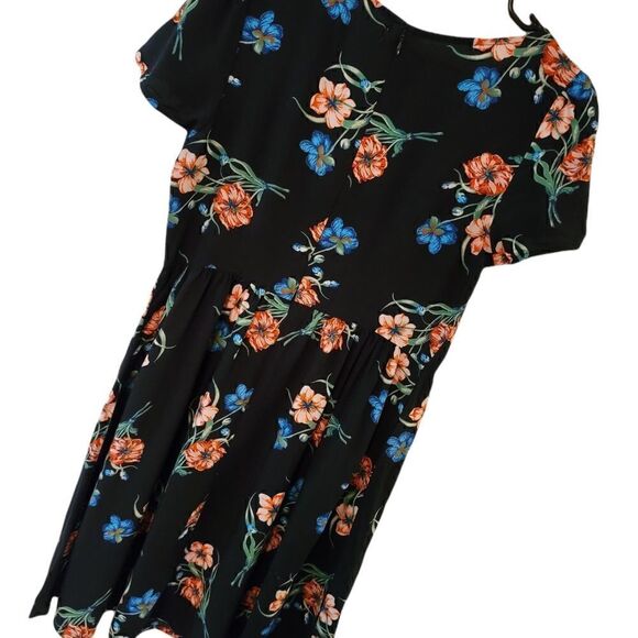Old Navy Floral Mini Baby Doll Dress - Picture 7 of 14